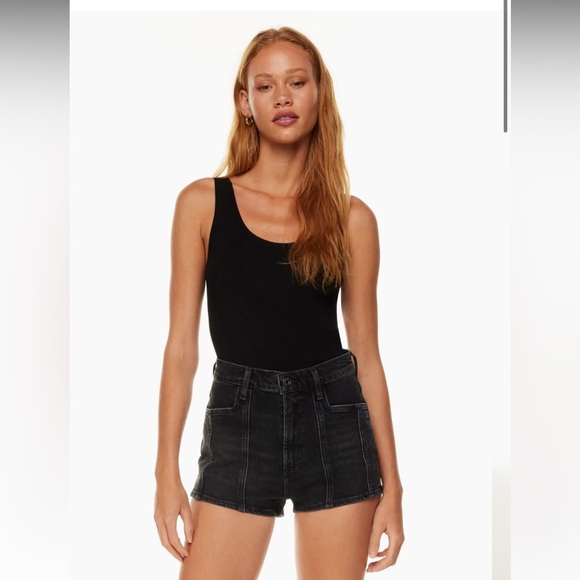 AGolde Nikita Short Size 32 NWT - Picture 1 of 13